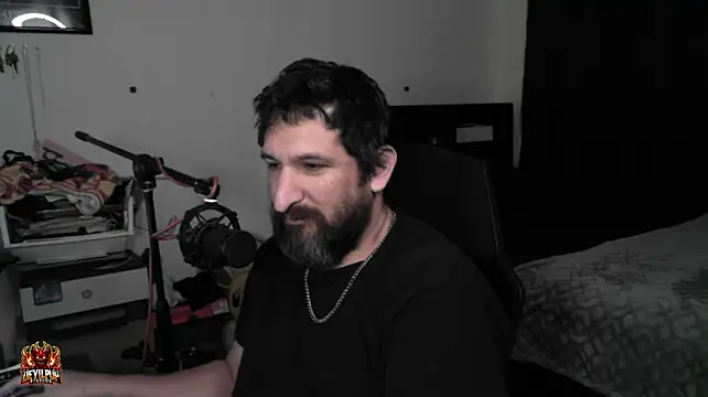 Czat XXX na żywo – DevilPup75_