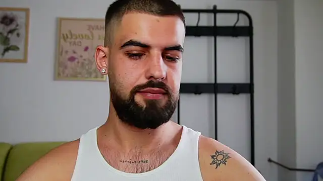 HairyRobxxx's Live XXX Chat