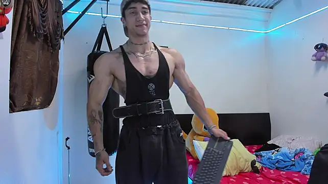 Bull__fitのライブXXXチャット