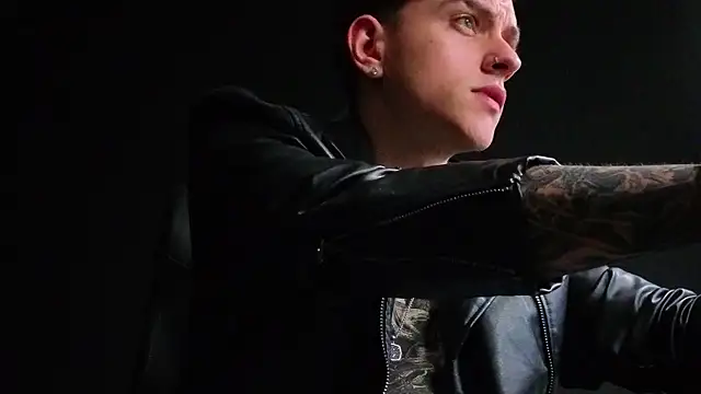 Živý XXX chat FelixStarkk