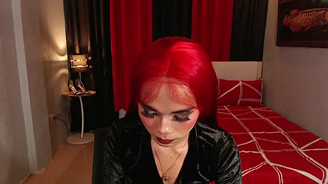ChrissyMonroe: онлайн-секс-чат
