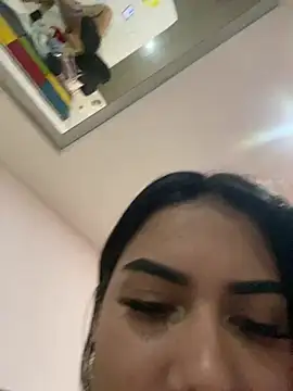 Pamela23x: διαδικτυακό σόου στην κάμερα