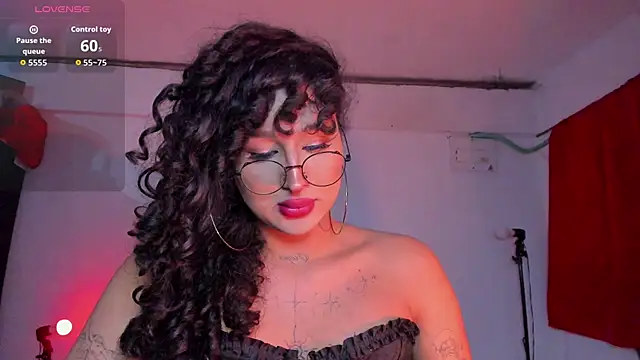 Heka_Prudence XXX чат на живо