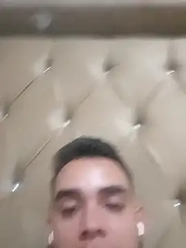 roccky01's Live XXX Chat