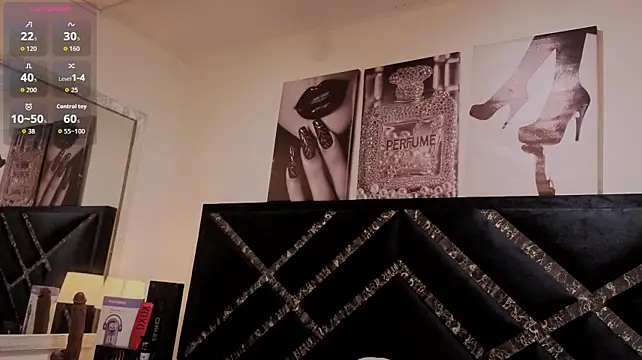 Un_Sluttyy Chat XXX live