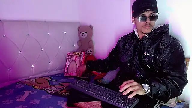 Angel_foxc13 现场XXX聊天