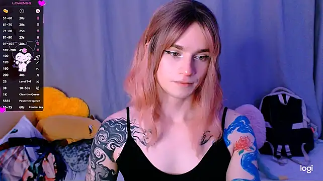 Živý XXX chat Alice_Hells