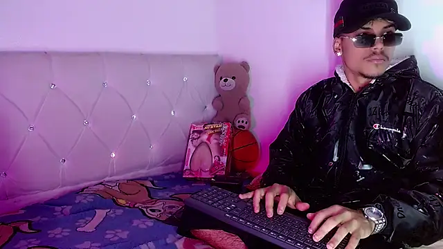 Angel_foxc13 现场XXX聊天