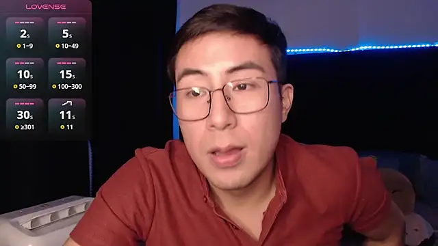 andrewmhilton_'s Live XXX Chat