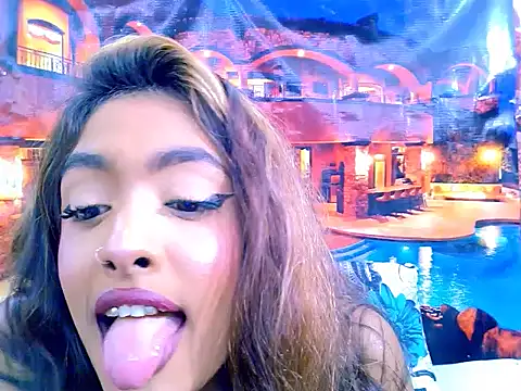IndianPretty14u2Luv's Live XXX Chat