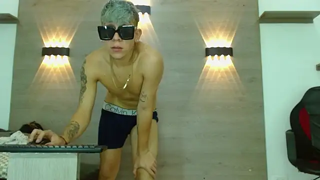 Gaeliitto 라이브 XXX 채팅