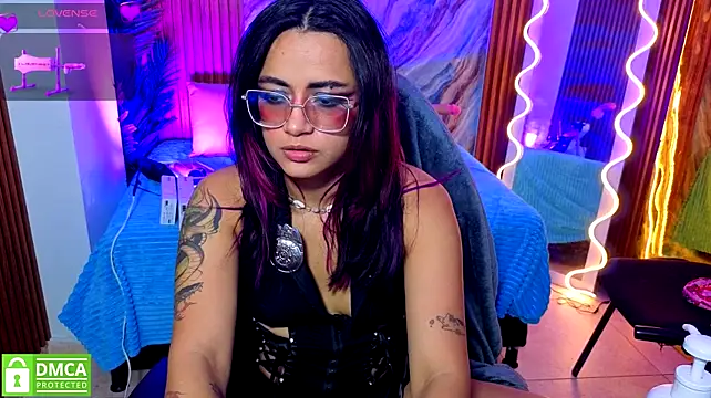 Chat +18 de kristen_tay ao vivo