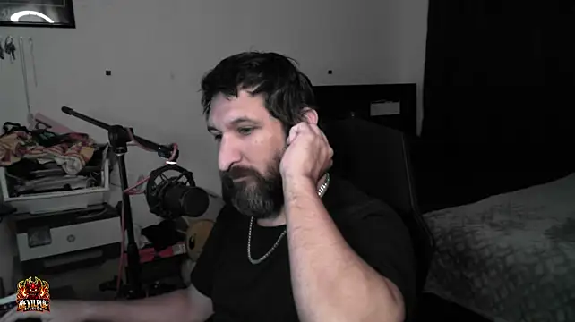 צ'אט XXX בשידור חי של DevilPup75_