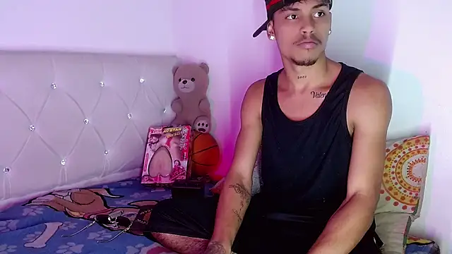 Angel_foxc13 Adlı Modelin Canlı XXX Sohbeti