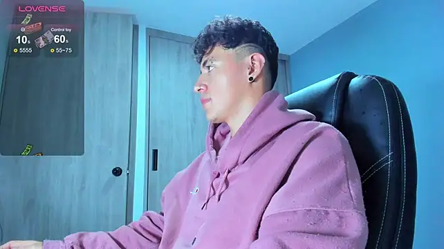 Chat +18 de LOBO_ALPHA ao vivo