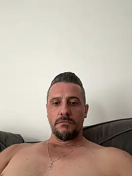Živý XXX chat InsaneMattt