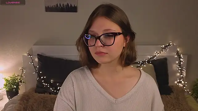 Next2Marie: онлайн-секс-чат