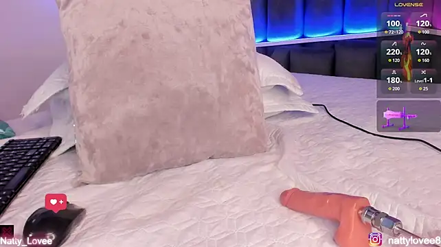 NattyLoveen Live XXX chat