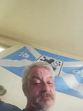 הופעת וובקאם של Fonse1860