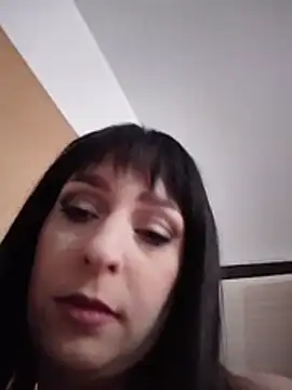 EmmaKrosss Adlı Modelin Canlı XXX Sohbeti