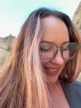Mona_Plus live XXX chat
