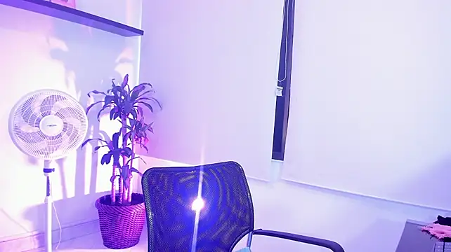allison_mc's Live XXX Chat