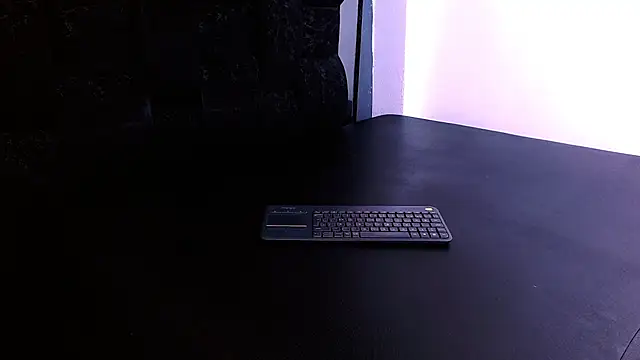 GoldenBoy_23's Live XXX Chat