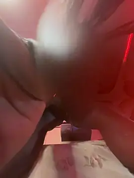AdorethaDon's Live XXX Chat