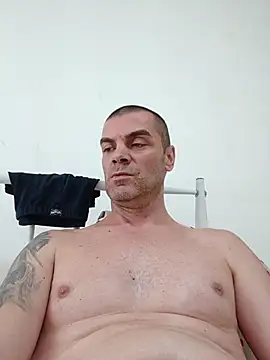 SIRMASTERDOMINATORXXL – Live XXX-chat