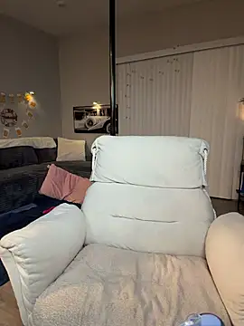 Chat +18 de bossyroxy84 ao vivo
