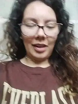 shio_26's Live XXX Chat