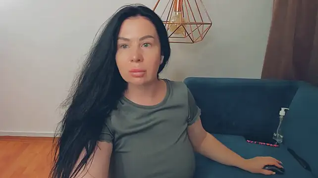 BrilliantGirll's Live XXX Chat