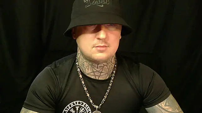 devilWithTats Chat XXX live