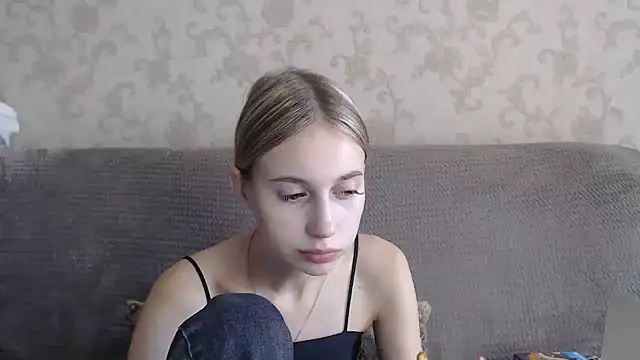 ModelPi's Live XXX Chat