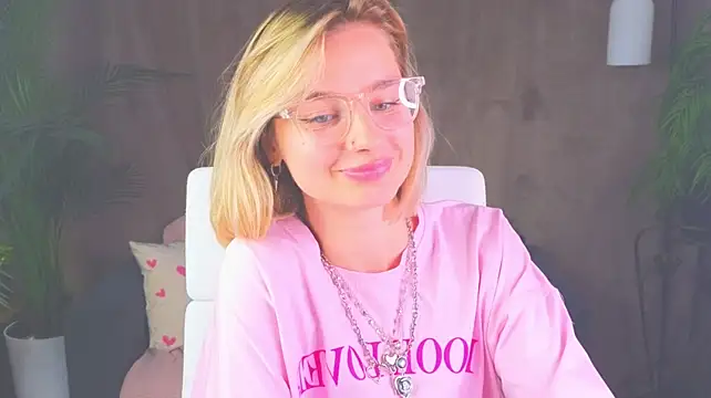 NoraMoreau Live XXX-chat