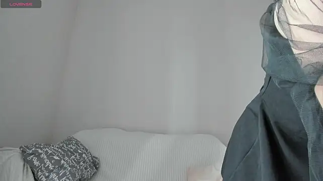 GraceBrawn live XXX chat