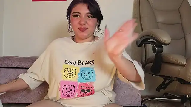 Chat +18 de Blueberry_gothic ao vivo