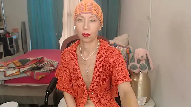 LuxuryNika live XXX chat