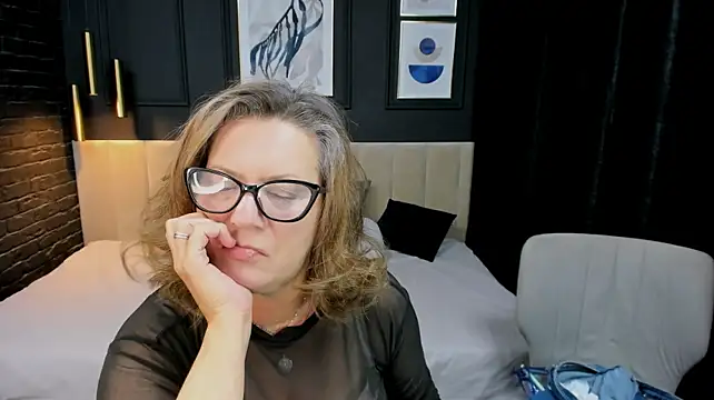 LeaPure – Live XXX-chat