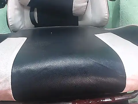 Precumking1 লাইভ XXX চ্যাট