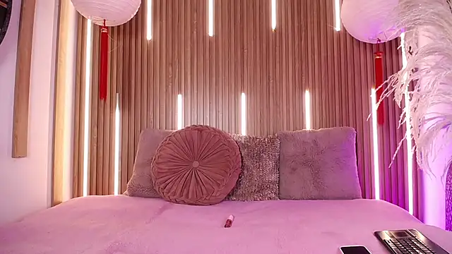XXX chat uživo modela Chloe_Lombardi