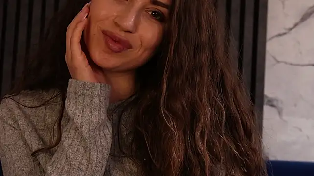 AryaGold's Live XXX Chat