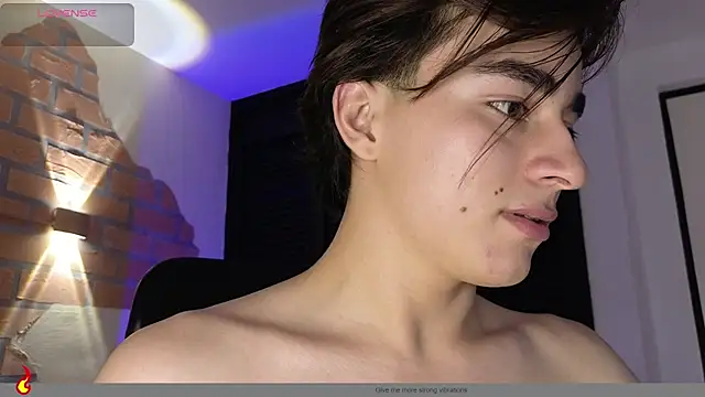Connorr_01 Live XXX-chat