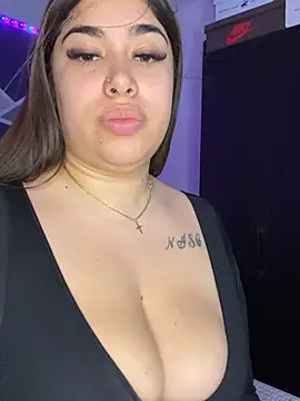jazminslut 现场XXX聊天