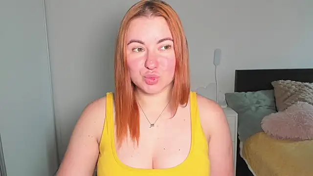 LAYLAxSTAR Chat XXX in diretta