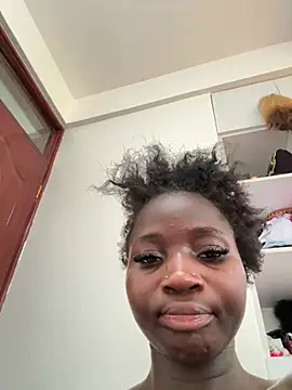 TheaWren's Live XXX Chat