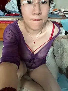 liqinqin-5201's Live XXX Chat