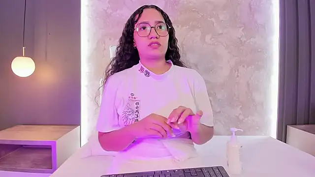 Czat XXX na żywo – alysson_moon_