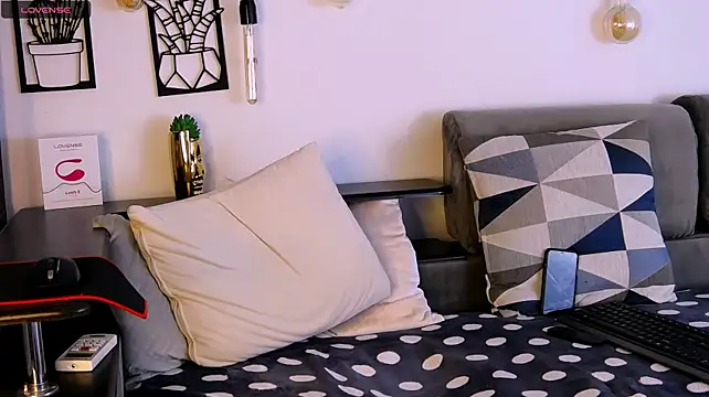 ThomasEdisonn – Naživo XXX chat