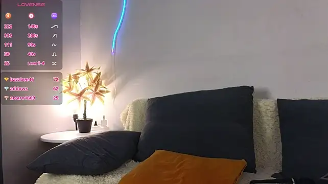 minty_bite live XXX chat